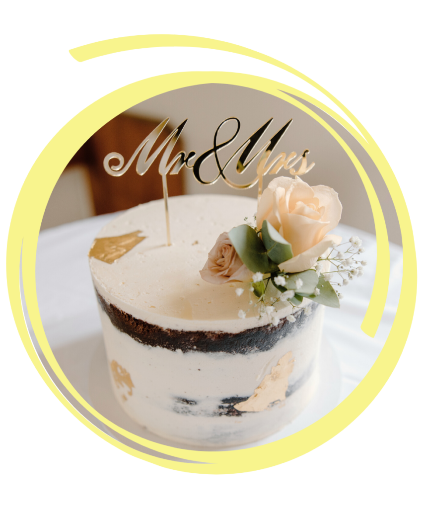 wedding cake, engaged, marriage celebrant, sweet bites, whipped cakery